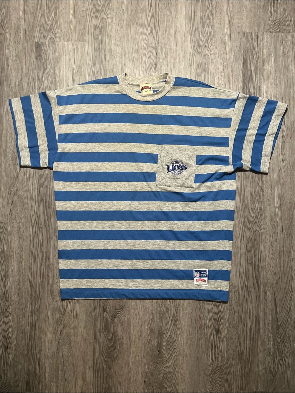 Vintage 80s Nutmeg Mills USA Detroit Lions striped pocket T-shirt NFL Football